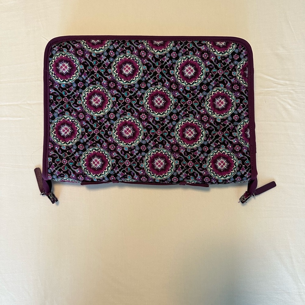 Vera Bradley Hanging Travel Cosmetic Toiletries Bag - Multi-Color Pattern